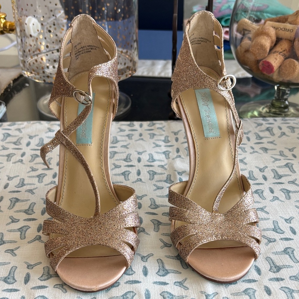 Betsey Johnson Rose Gold Glitter Strappy Heels size 7.5